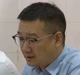 DƬ